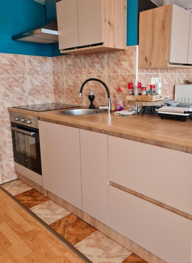 Apartments Dilja Malinska Bagian luar foto