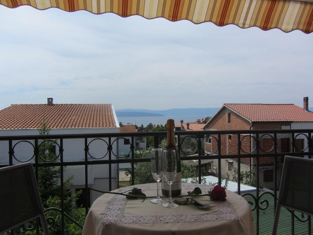 Apartments Dilja Malinska Ruang foto