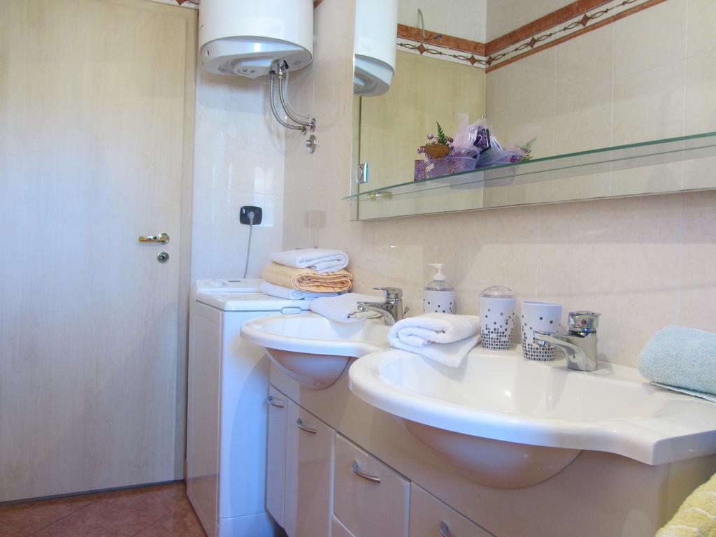 Apartments Dilja Malinska Ruang foto